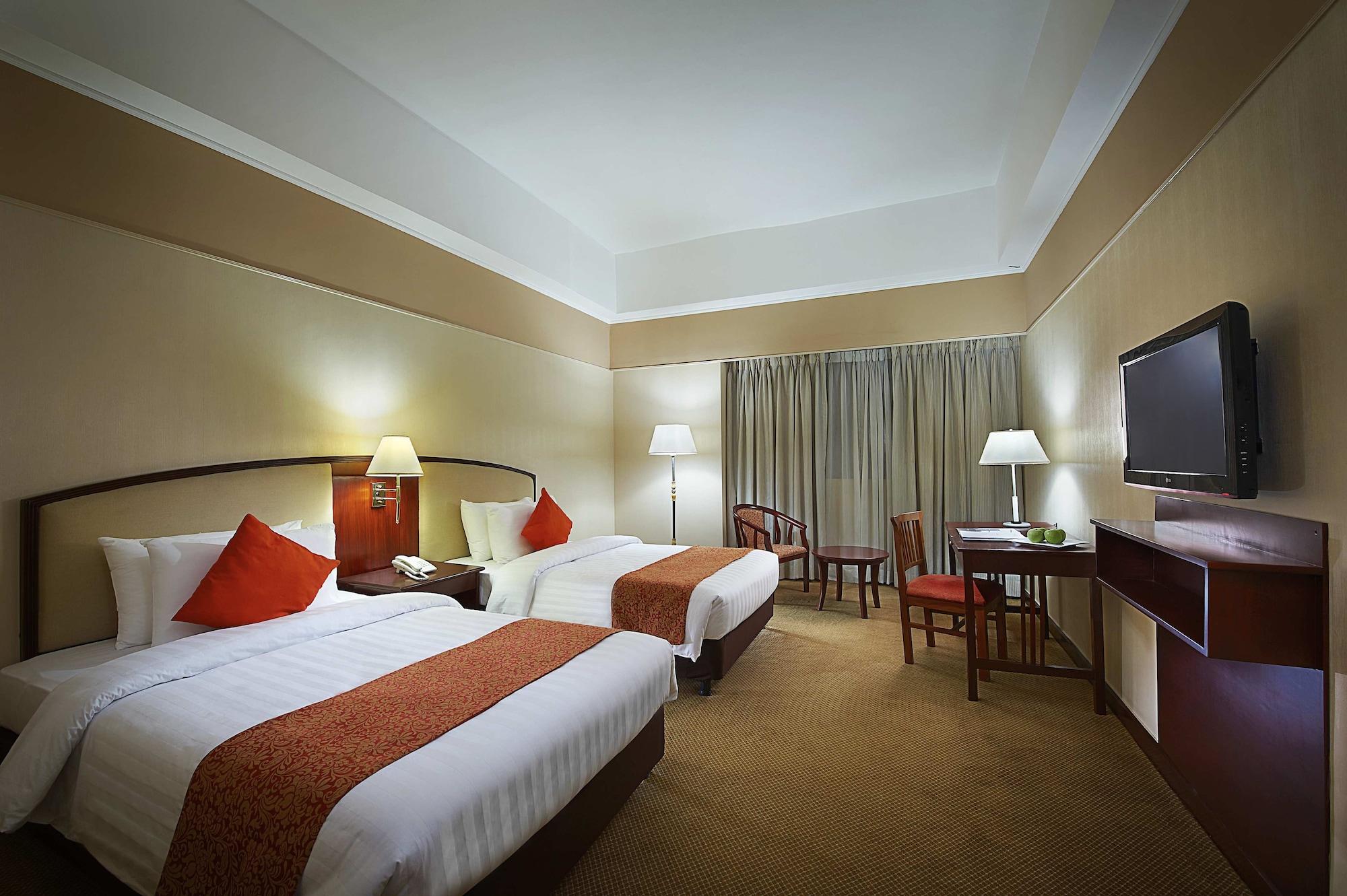 Berjaya Makati Hotel San Pedro Makati Exterior foto